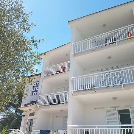 Apartment Saskur