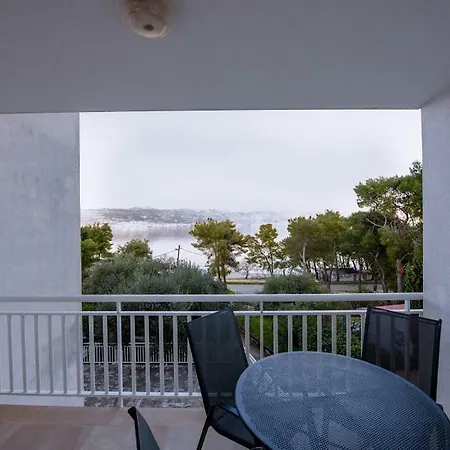Apartment Saskur Trogir