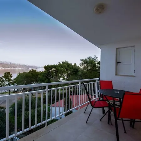 Saskur Apartment Trogir
