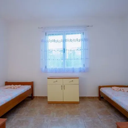 Apartment Saskur Trogir
