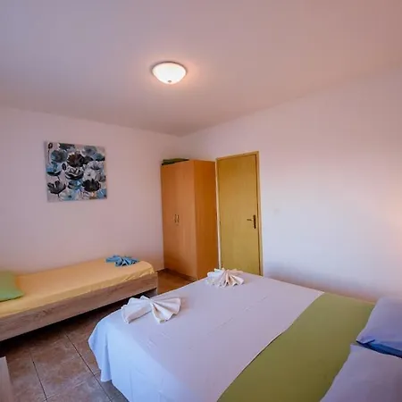 Saskur Apartment