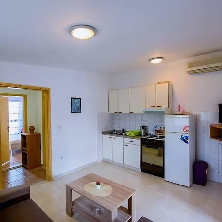 Apartment Saskur *